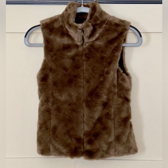 Zara girl faux fur vest size L - Picture 1 of 3